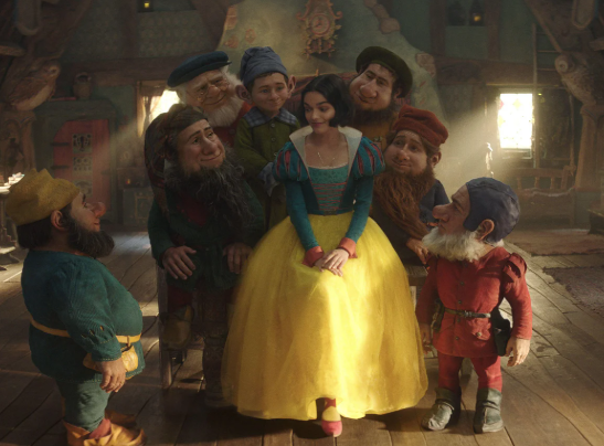 Review Film Snow White and the Seven Dwarfs